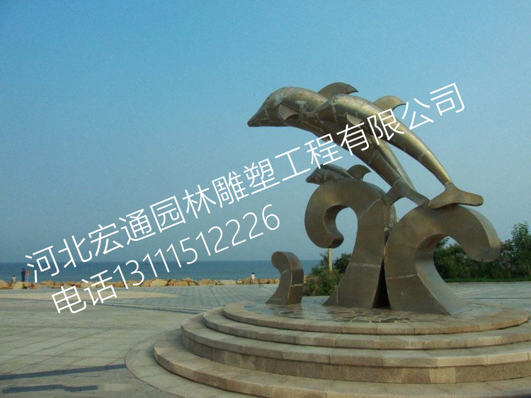 跳出海浪的海豚雕塑 玻璃钢仿铜动物雕塑